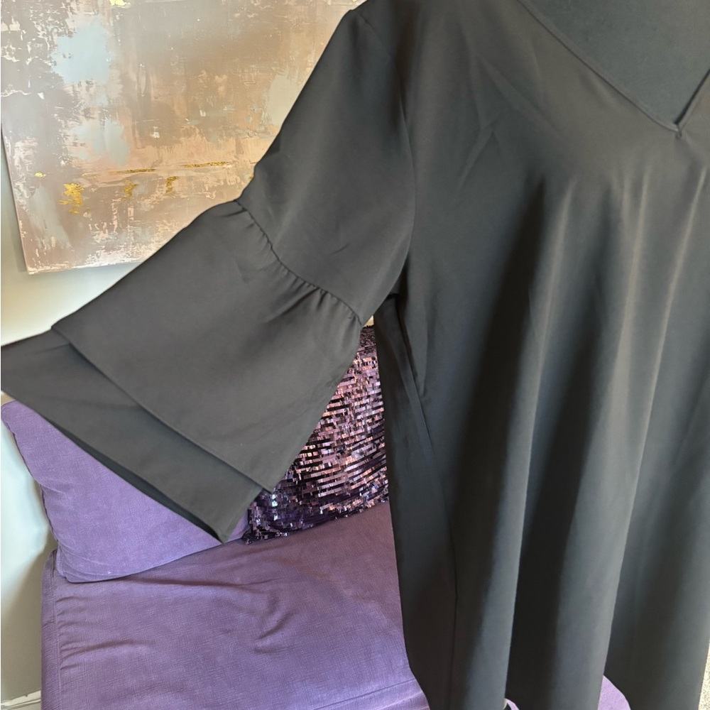 Cupshe Black A-Line Mini Dress with Bell Sleeves and V-Neck Size XL - Picture 6 of 10